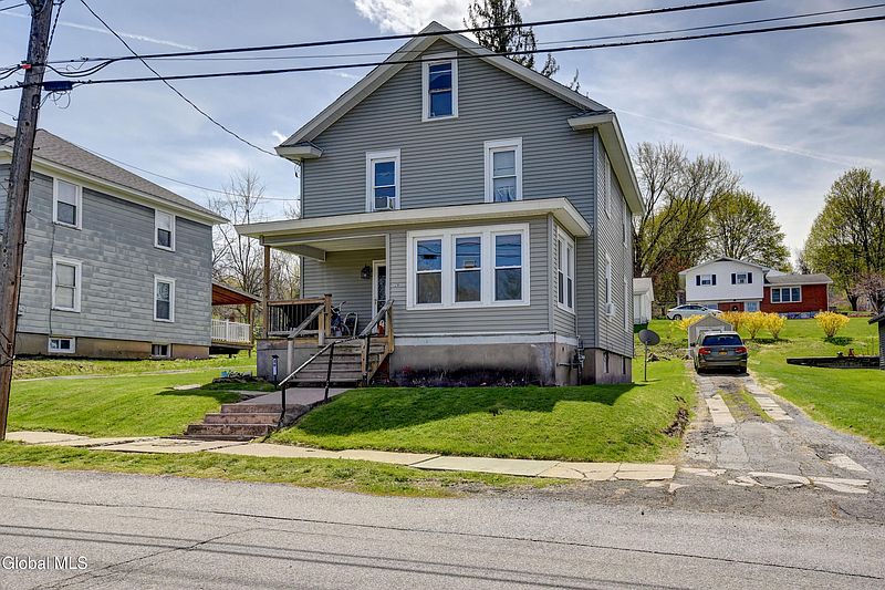 2nd image of 29 Highland Place