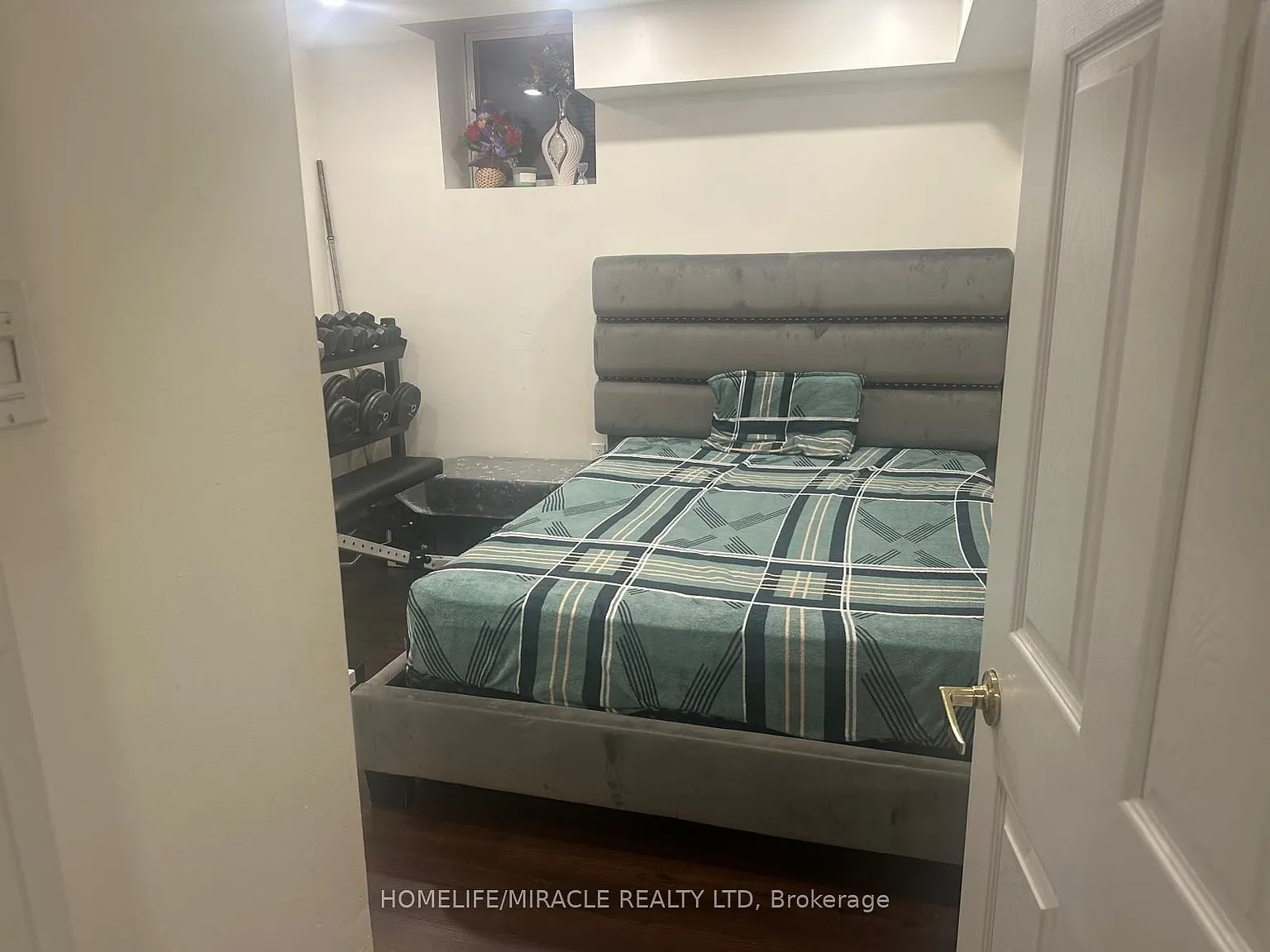 2 bed, $1,699 — Photo 4
