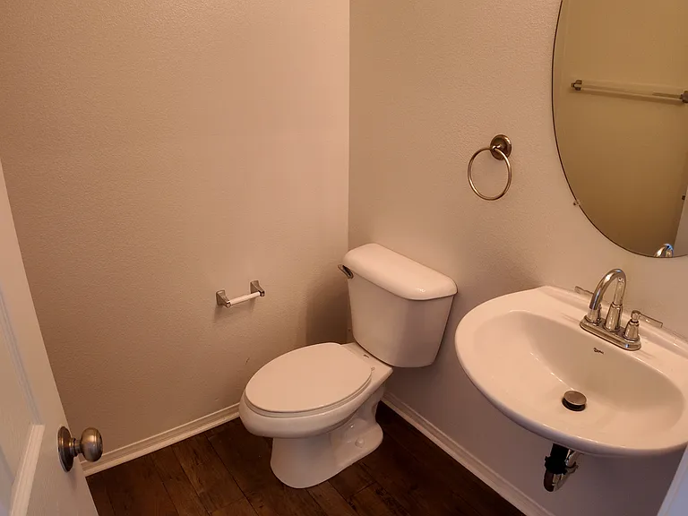 1328 Landmark Ln — Photo 20