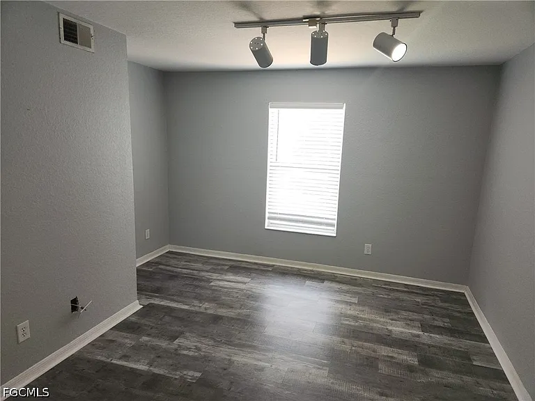 9660 Victoria Ln #A-301 — Photo 10