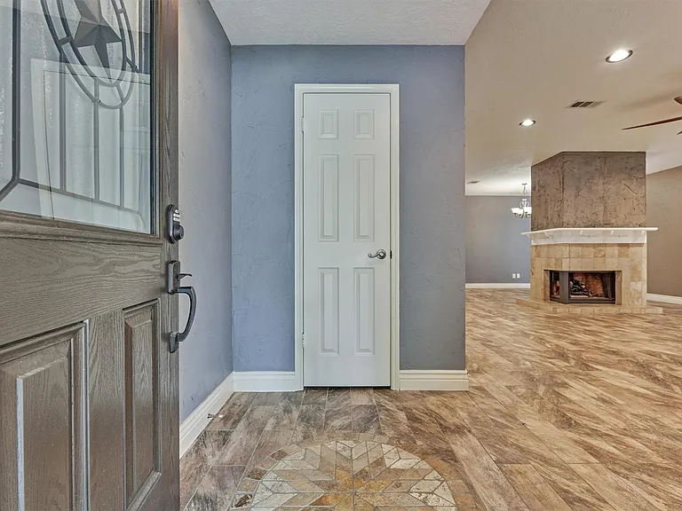 30 Cottage Grove Pl — Photo 5