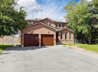 21 Lovekin Grv, Toronto, ON M1T3T5