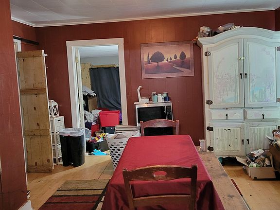 4th image of 40 Central Ave