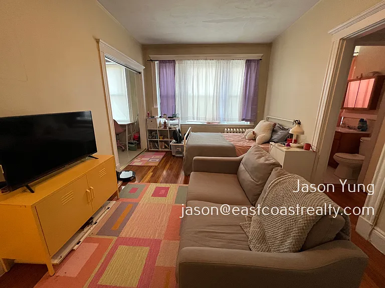233 Kelton St #4 — Photo 5
