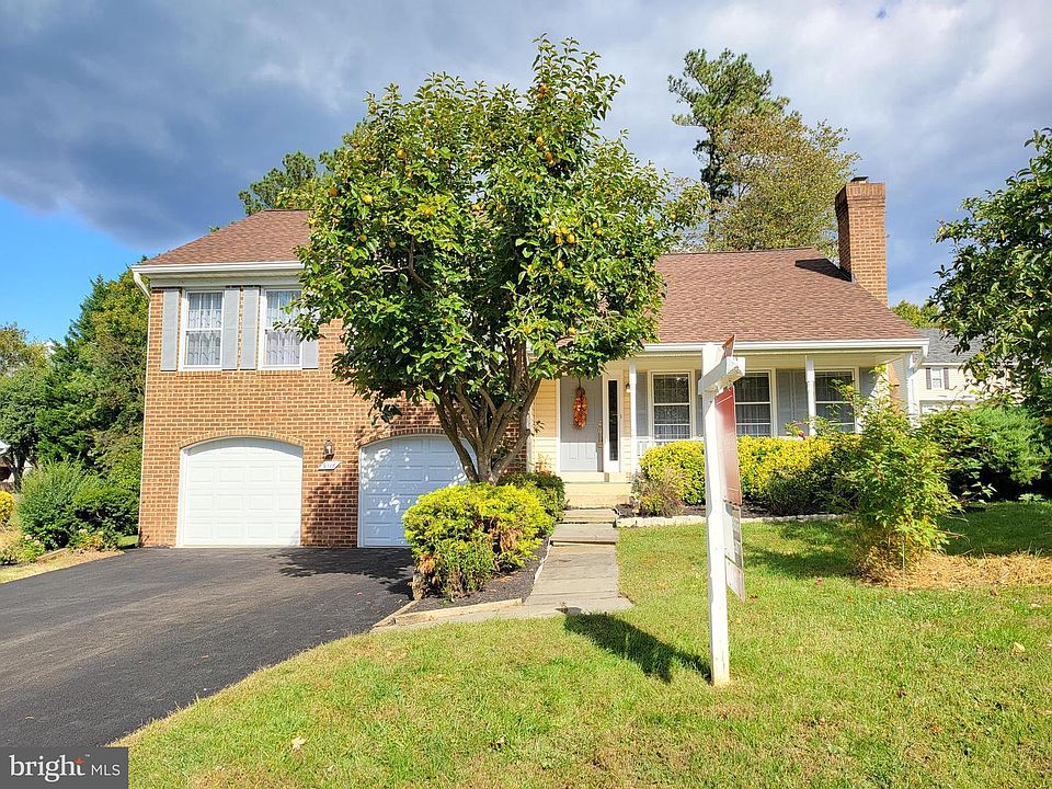 1st image of 9116 Lake Braddock Dr