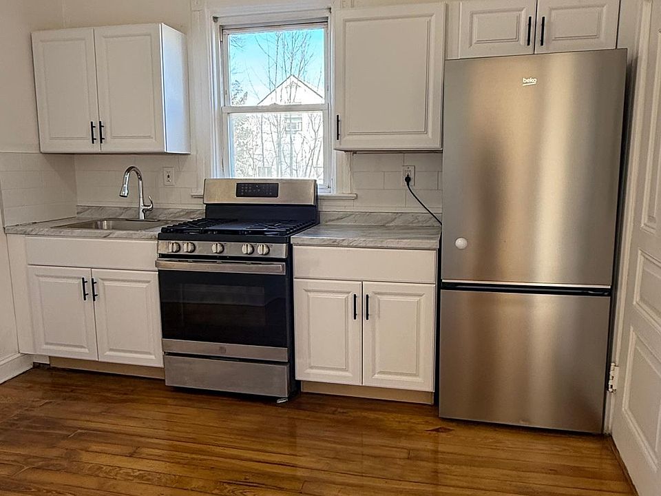 1st image of 174 Hillside Ave Floor 2