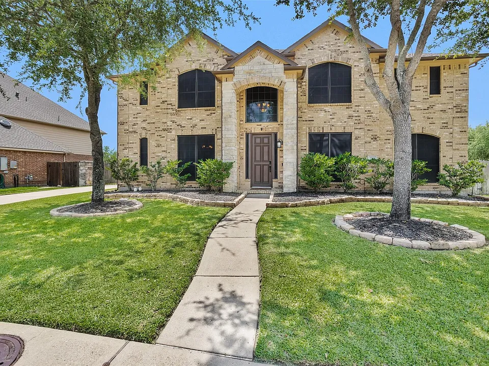 2944 Auburn Woods Dr