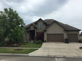 5541 Sawgrass Dr, Lincoln, NE 68526