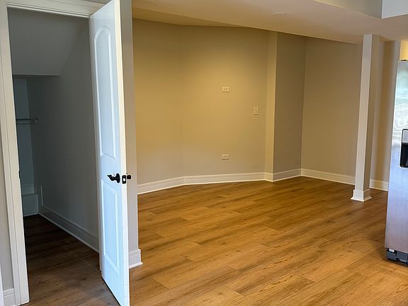 5th image of 6551 S Ingleside Ave #Gs