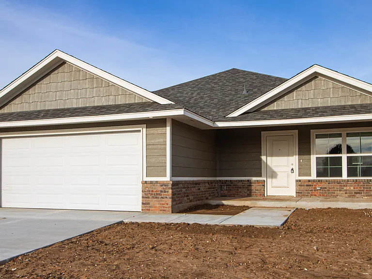 Enclave Estates — Photo 4