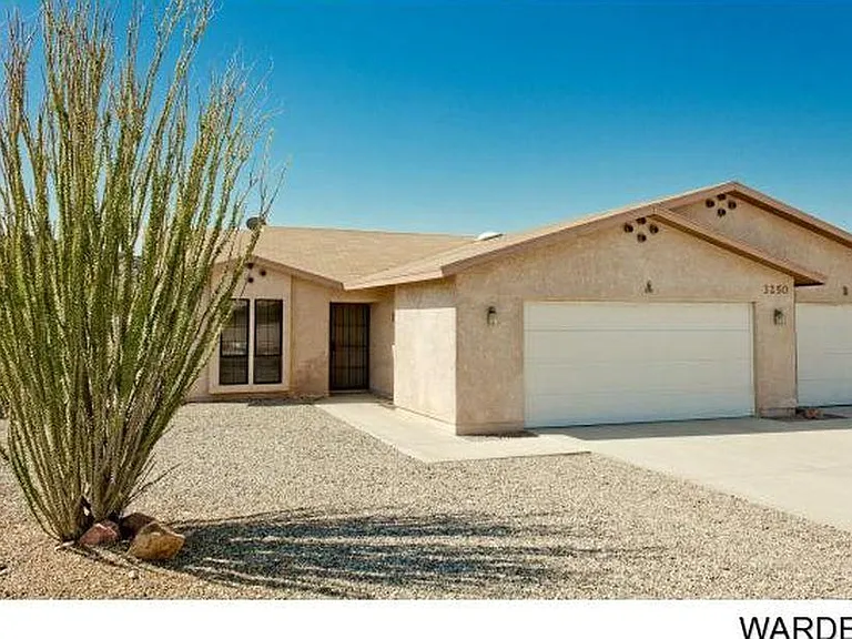3250 Osborn Dr #A — Photo 1