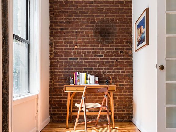 2nd image of 225 Baltic St APT 1F