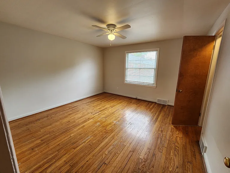 921 Vernier Rd #1 — Photo 13