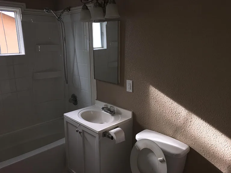 420 S Sheridan St #3 — Photo 7