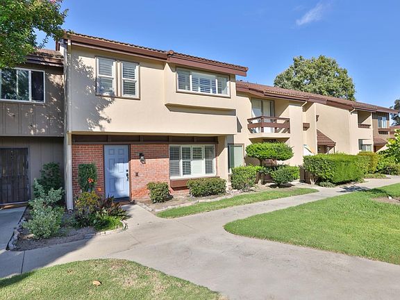2nd image of 793 Sweetwater Way