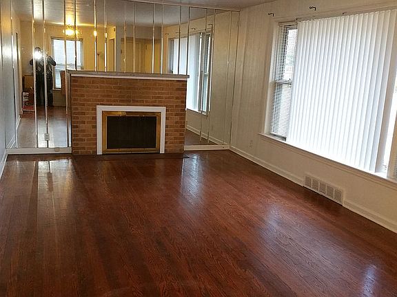 2nd image of 1224 Sunbeam Ln