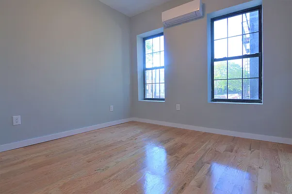 Rented by Bold New York | media 4