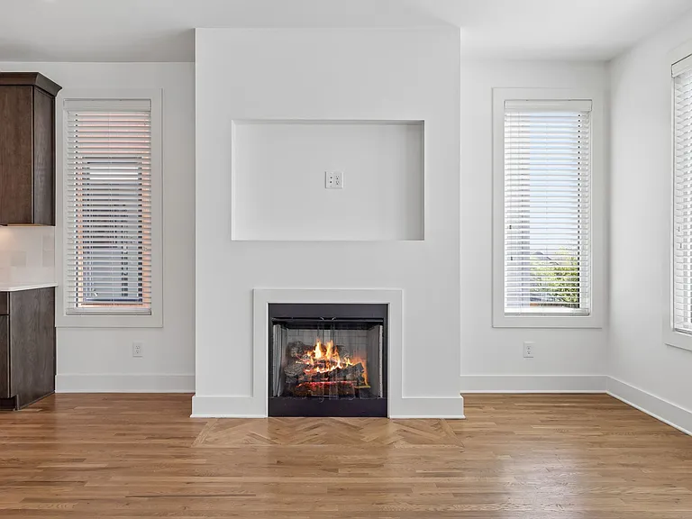 110 Oceola Ave #10 — Photo 7