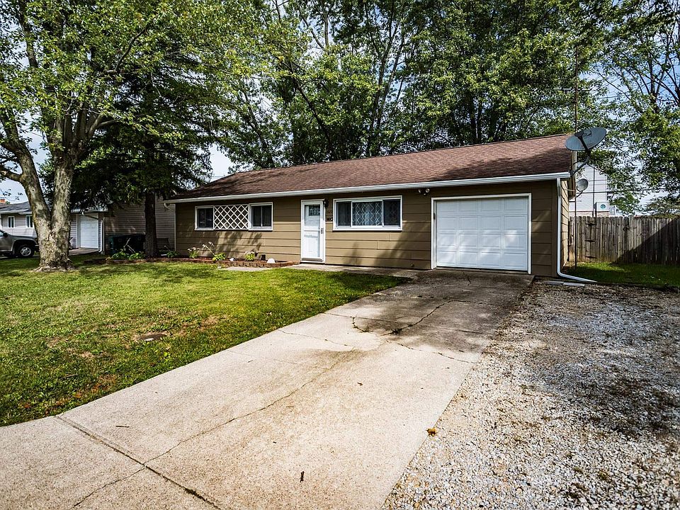 1st image of 1820 W Glenn Ellyn Dr