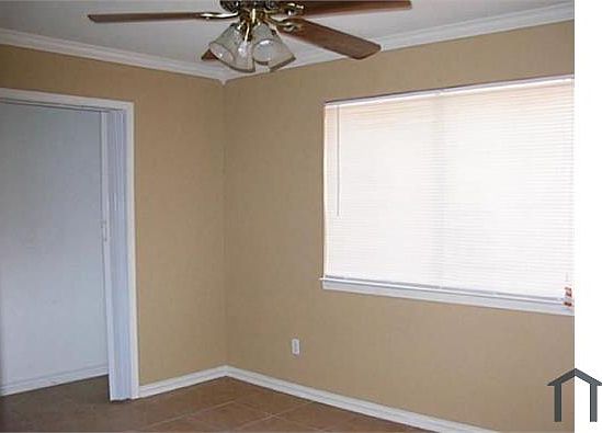 3rd image of 103 Mapleridge Dr