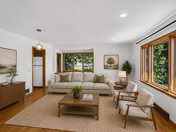 2nd image of 5405 Brody Dr