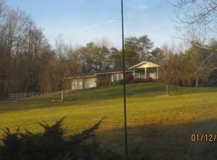 5610 Sheriffs Rd, Lenoir, NC 28645