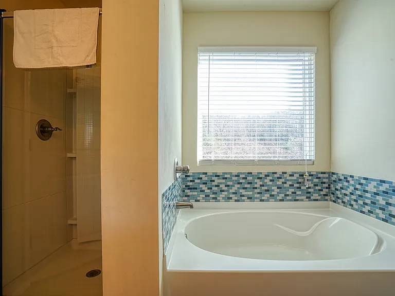 1047 Timber Trl — Photo 12