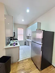 1621 Park Place, #2L