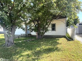 1707 S 18th St, Centerville, IA 52544