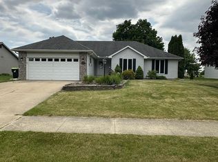 405 Carlisle Dr, Huntington, IN 46750