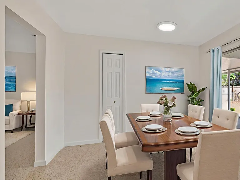 4714 W Vasconia St — Photo 3