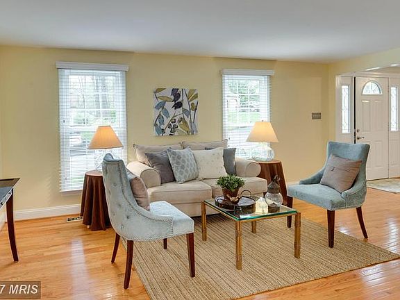3rd image of 5838 New England Woods Dr