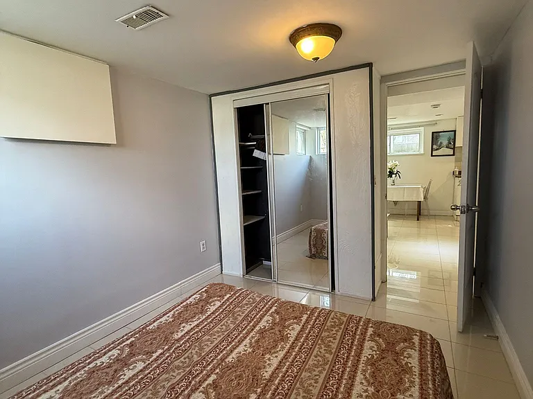 430 Balkan Rd #BASEMENT — Photo 14