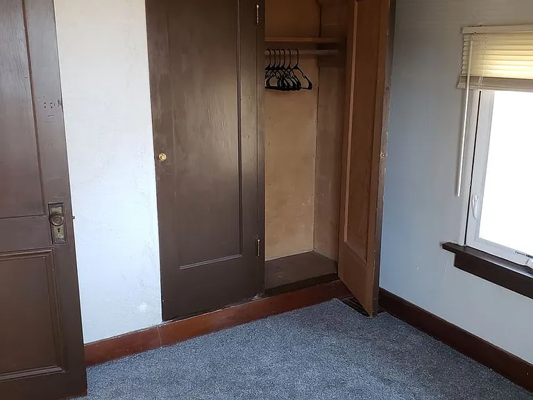 935 NE Maple St — Photo 15