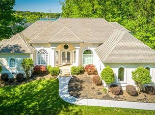139 Larkhaven Ln, Mooresville, NC 28117