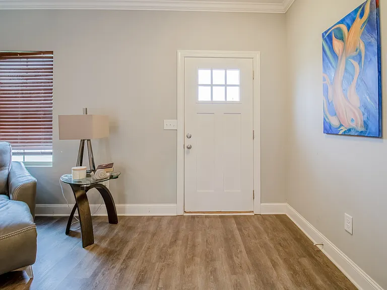628 Bella Ct — Photo 13