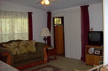 4th image of 1726 Western Redwood Ave