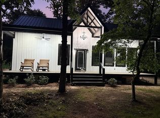 1922 County Road 261, Oakwood, TX 75855