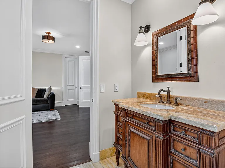 377 E Coconut Palm Rd — Photo 43