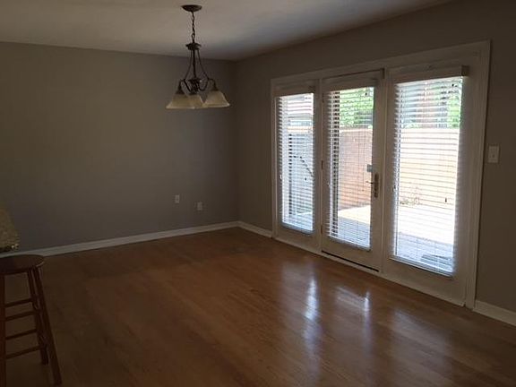5th image of 2140 Fort Harrods Dr APT 39