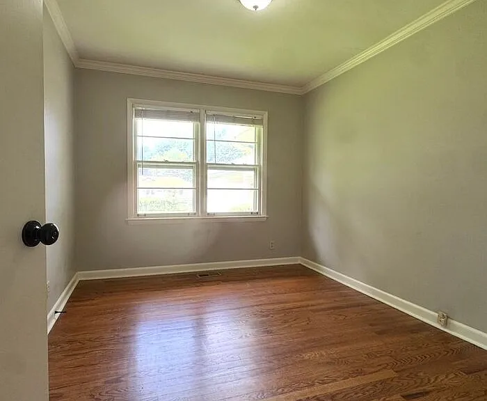 817 Chambers Dr NE — Photo 14