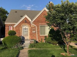 553 S Wheeling St, Oregon, OH 43616