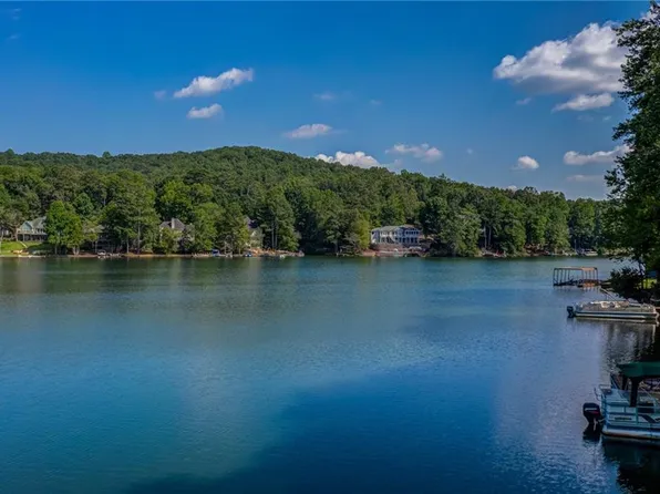 117 Broadwater Ct, Waleska, GA 30183