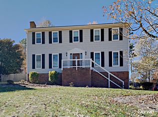 1608 Loughborough Ct, Kernersville, NC 27284