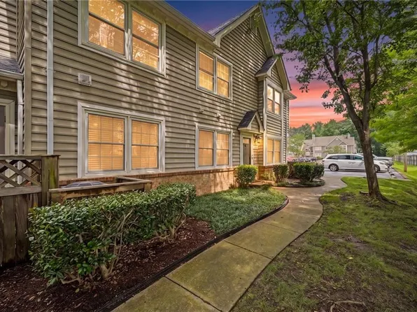 701 Rapidan River Ct APT A, Chesapeake, VA 23320