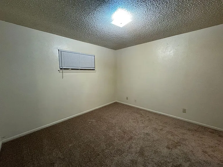 808 Safady Ave — Photo 16