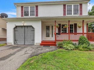 44 Border St, Springfield, MA 01104