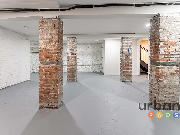 828 Halsey St #2B — Photo 17