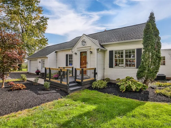 5458 Tonawanda Creek Rd, North Tonawanda, NY 14120