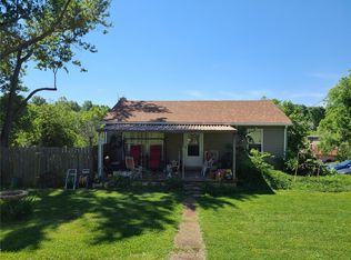 2490 Elm Dr, Arnold, MO 63010